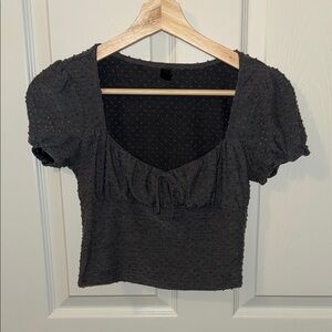 i love it dot texture cropped blouse size small